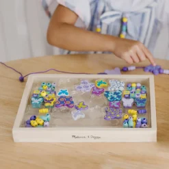 Cuentas de Madera Mariposas · Melissa & Doug