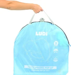 Piscina multifunción con techo UV 50 · Ludi