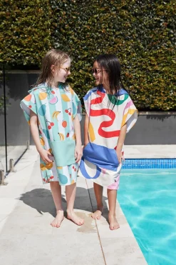 Poncho Five a Day · Dock & Bay