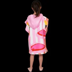 Poncho Flamingos · Dock & Bay