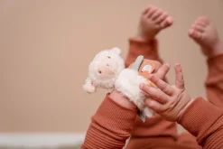 Sonajero de Muñeca Oveja Pequeña Granja · Little Dutch