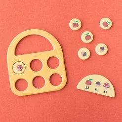 Tiny Game - Strawberries · Londji