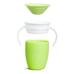Vaso Antiderrame con Asa y Tapa - Miracle 360º Verde · Munchkin